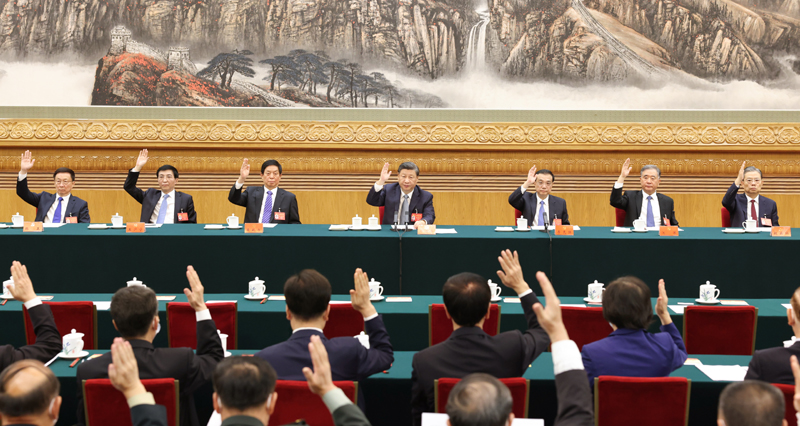 党的二十大主席团举行第一次会议 习近平出席会议并作重要讲话「相关图片」